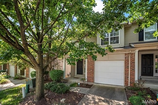 299 Montclair Tower Dr, Saint Charles, MO 63303