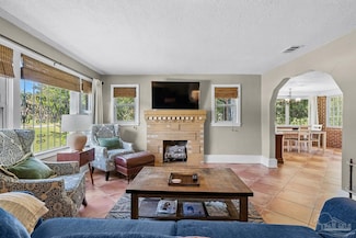 1000 W Lee St, Pensacola, FL 32501