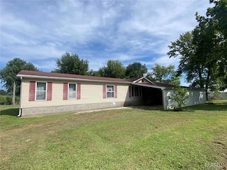 610 N Caldwell St, Middletown, MO 63359