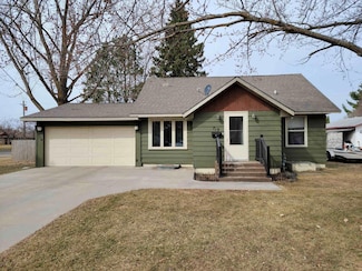 719 Riverside Ave, Park Rapids, MN 56470