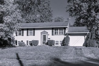 1326 Robin Ave, Salem, OH 44460