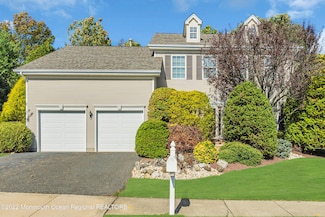 504 Bittersweet Dr, Morganville, NJ 07751