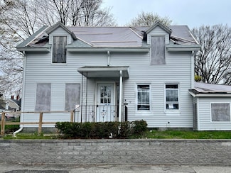 74 Summer St, Biddeford, ME 04005