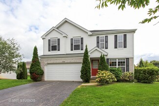1104 N Knight Ct, Port Barrington, IL 60010