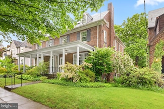 3637 Veazey St NW, Washington, DC 20008