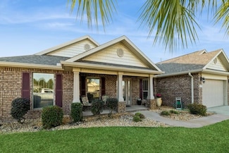 2305 Meadow View Ct, Navarre, FL 32566