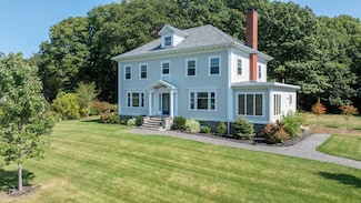 196 Ocean House Rd, Cape Elizabeth, ME 04107