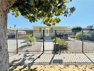 8657 Ranchito Ave, Panorama City, CA 91402