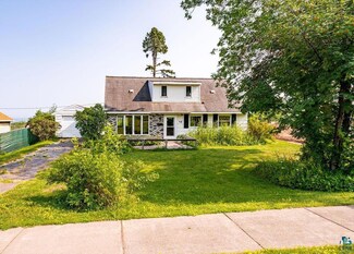 59 Burk Dr, Silver Bay, MN 55614