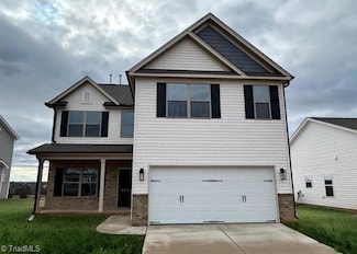 2951 Flat Rock Dr Unit 13, Winston-Salem, NC 27127