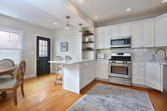 3 Elm St Unit 3, Boston, MA 02122