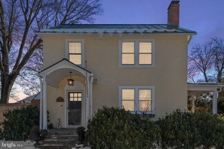 195 Locust St, Warrenton, VA 20186
