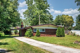 6935 Woodhurst Dr, Hazelwood, MO 63042