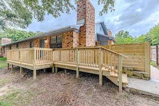 3314 Pine Forest Rd, Cantonment, FL 32533