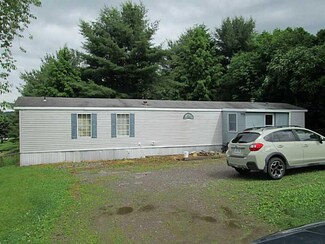 421 Rose St, Ford City, PA 16226