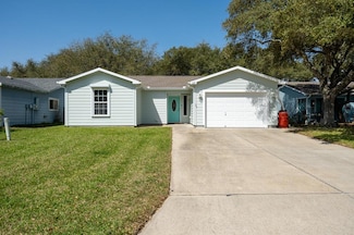 125 Breezy, Rockport, TX 78382