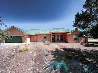 5174 Dandelion Ln, Roswell, NM 88201