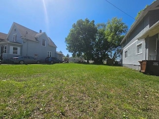 1607 13th St, Rockford, IL 61104