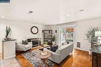 717 Capra Dr, American Canyon, CA 94503