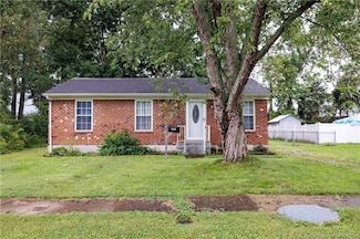 6102 Santa fe Trail, Louisville, KY 40258