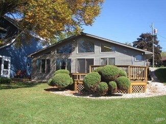 2360 Lane 150 Hamilton Lake, Hamilton, IN 46742