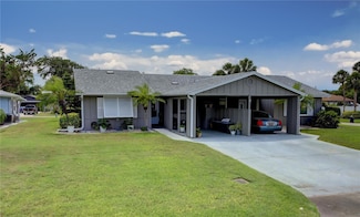1111 Harbour Point Dr, Port Orange, FL 32127