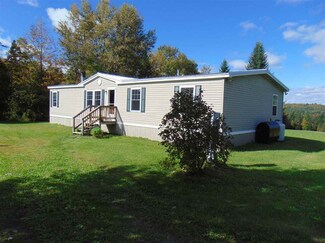 1656 Cold Hill Rd, Lyndonville, VT 05851