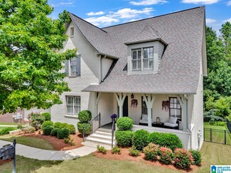2245 Southampton Dr, Hoover, AL 35226