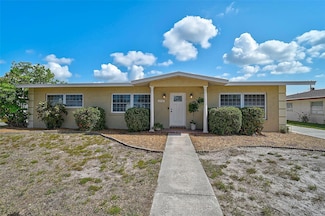 2708 27th Avenue Dr W, Bradenton, FL 34205