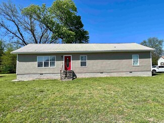 202 W 2nd St, Carlisle, AR 72024