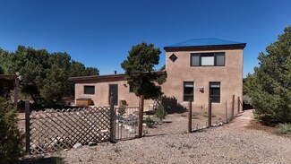 36 Two Rock Rd, Questa, NM 87556