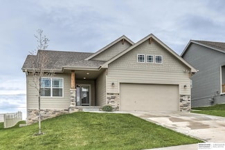 16912 Virginia St, Omaha, NE 68136