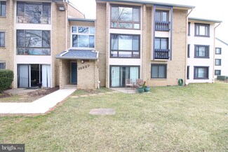 10227 Valentino Dr Unit 7104, Oakton, VA 22124