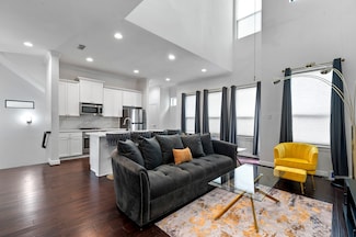 1415 Holly St Unit B, Houston, TX 77007