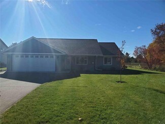 702 8th St W, Park Rapids, MN 56470