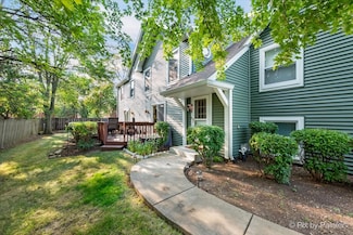 2783 Wayfaring Ln Unit 14B, Lisle, IL 60532