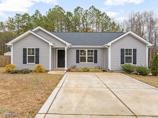 509 Hamlet Dr, Broadway, NC 27505