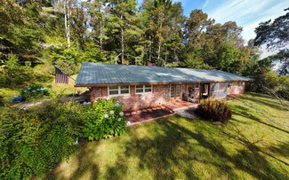 435 Tomotla Rd, Marble, NC 28905