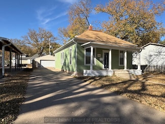 1208 W Koenig St, Grand Island, NE 68801