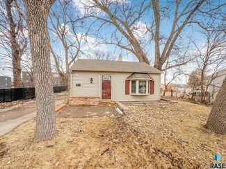 400 S Lowell Ave, Sioux Falls, SD 57103