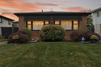 18038 Juneway Ct, Country Club Hills, IL 60478