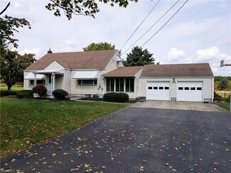 2824 E South Range Rd, New Springfield, OH 44443