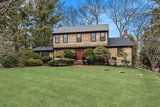 21 Andrew Isle Rd, Hingham, MA 02043