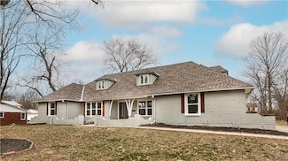 609 Christopher St, Warrensburg, MO 64093
