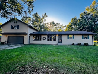 502 S Williams St, Forrest, IL 61741