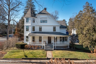 32 Benton Ave, Great Barrington, MA 01230