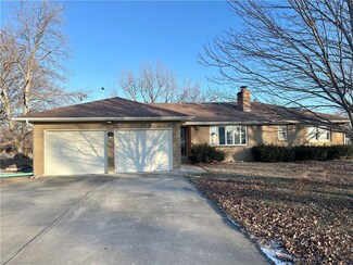 803 Hillcrest St, Butler, MO 64730