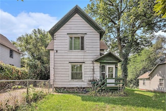 1110 Hotop Ave, Kalamazoo, MI 49048