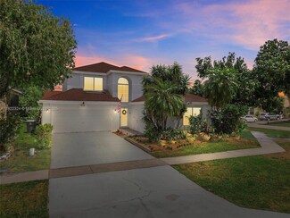 9445 Aegean Dr, Boca Raton, FL 33496
