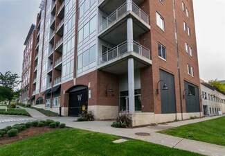 35 Cherry St Unit 402, Burlington, VT 05401